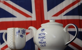 Photo by frankieleon | CC by-SA 2.0 Tea and Flag