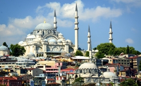 Photo courtesy of Harold Litwiler via Flickr Creative Commons Sulaymaniyah Mosque, Istanbul Turkey