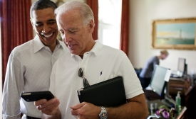 Photo reprinted courtesy Janeb13 via Pixabay Barack Obama & iPhone by Janeb13