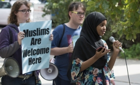 Image courtesy of Fibonacci Blue via Flickr Anti-Islamophobia Rally