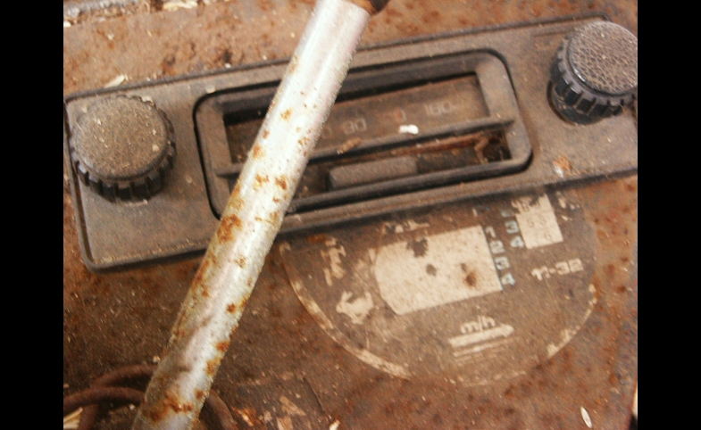 Photo reprinted courtesy Colin via Flickr International Harvester Tractor Radio