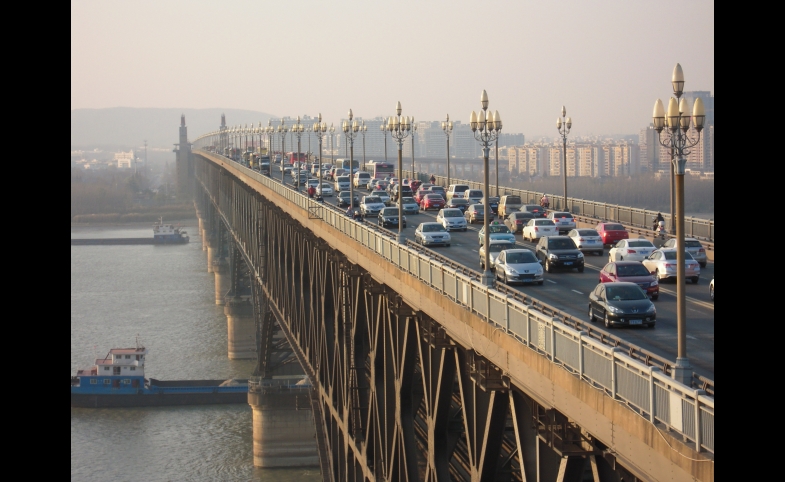 Nanjing Yangtze River Bridge, courtesy of Wikipedia picture is courtesy of Wikipedia